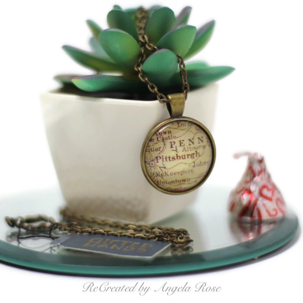 25” Pittsburgh Pendent Necklace Copper Tone